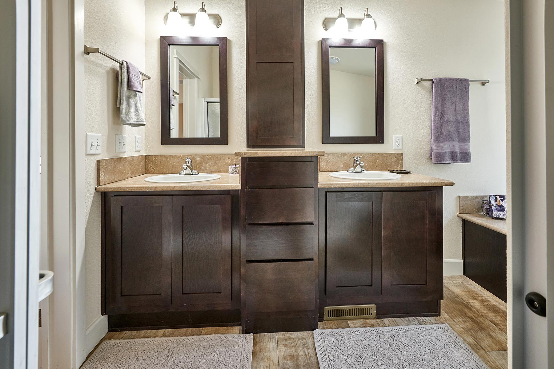 Skyline Homes Westridge 1218CT Manufactured Home Master bathroom double vanity with drawer bank in center